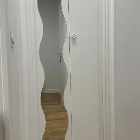 Apartment Lacharriere-logement Entier 38m2 Paris