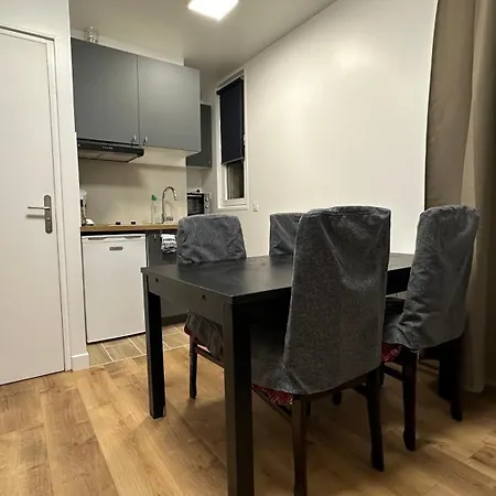 Lacharriere-logement Entier 38m2 Paris